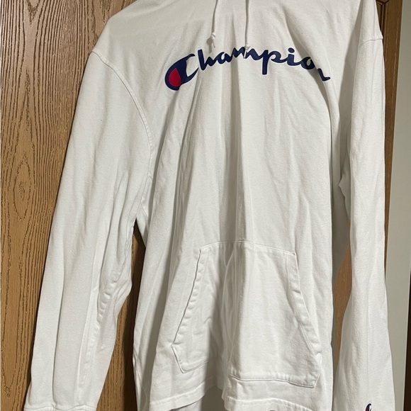 Men’s Light Weight XL Champion Hoodie - Picture 2 of 4